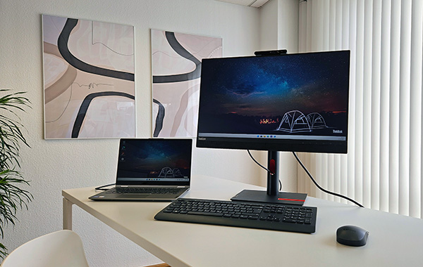 clean desk